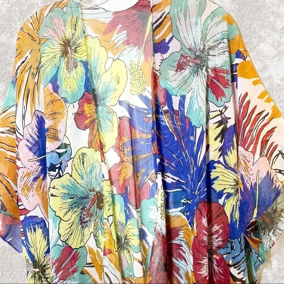 NWT FRANCESCA’S Tropical Floral Sheer Kimono, One Size - Picture 2 of 8